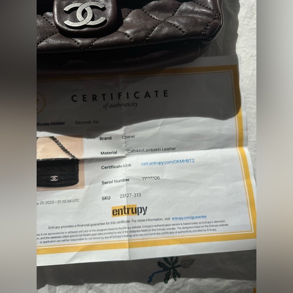 Chanel Brown Calfskin/Lambskin Shoulder Bag - Picture 4 of 8